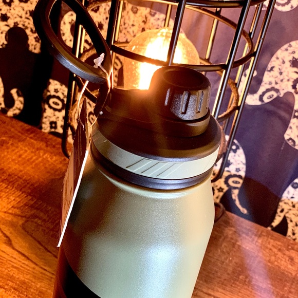 🆕 Adidas Legacy Green & Black 1 liter water bottl - Picture 5 of 5